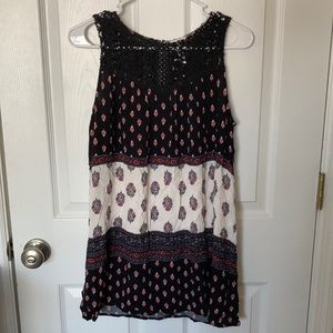Black and white patterned Xhilaration dress